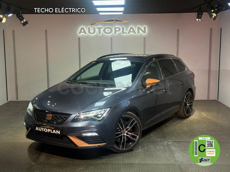 SEAT León ST 2.0 TSI 4Drive DSG SS Cupra — foto 1